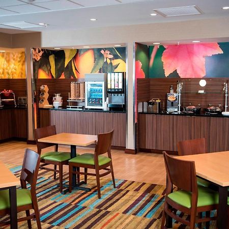 Fairfield Inn & Suites By Marriott Cincinnati Uptown/University Area Екстериор снимка