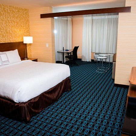 Fairfield Inn & Suites By Marriott Cincinnati Uptown/University Area Екстериор снимка