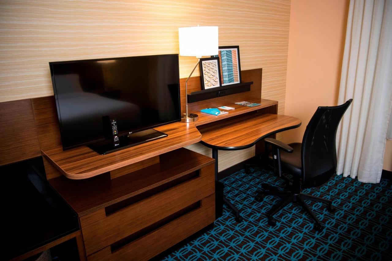 Fairfield Inn & Suites By Marriott Cincinnati Uptown/University Area Екстериор снимка