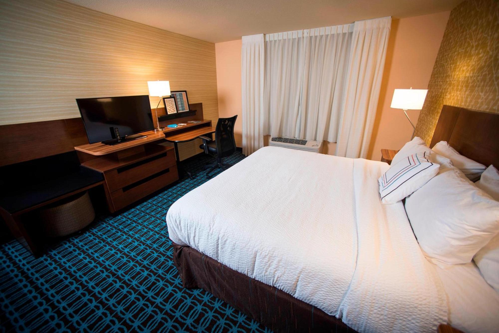 Fairfield Inn & Suites By Marriott Cincinnati Uptown/University Area Екстериор снимка
